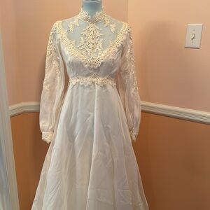 Vintage wedding dress 1970s